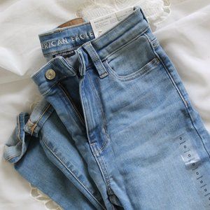 American Eagle Super High Rise Medium Wash Jegging